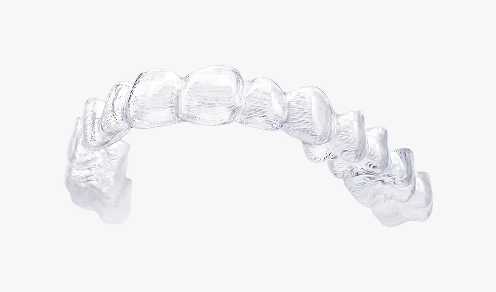 マウスピース型矯正装置（インビザライン）（ワイヤーを使用しない治療法）